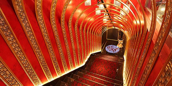 愛本店の店内・ホスト写真_1