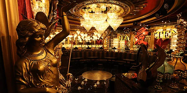 愛本店の店内・ホスト写真_4
