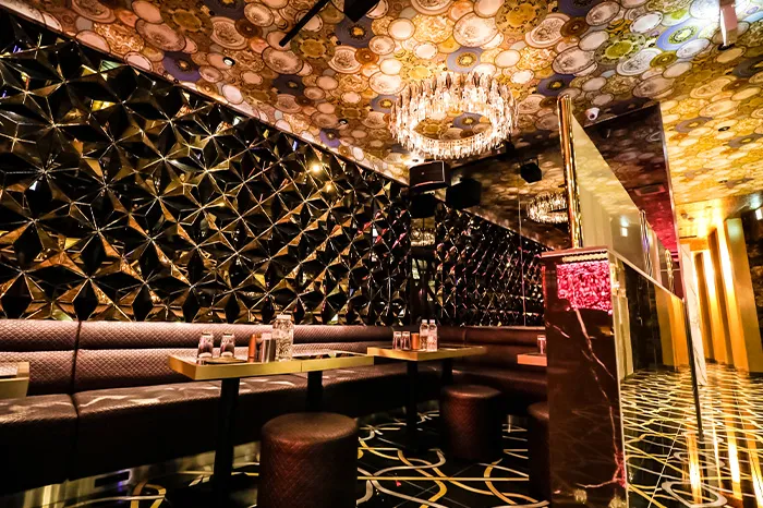 WORLDの店内・ホスト写真_3