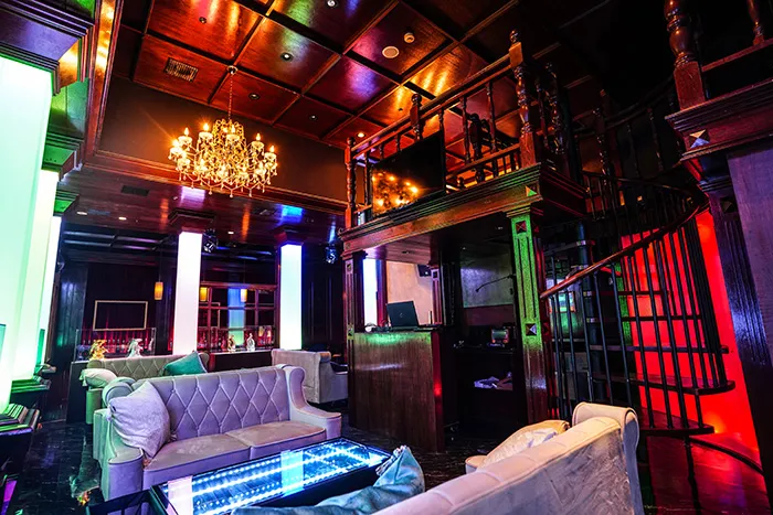 CLUB Raphaelの店内・ホスト写真_5
