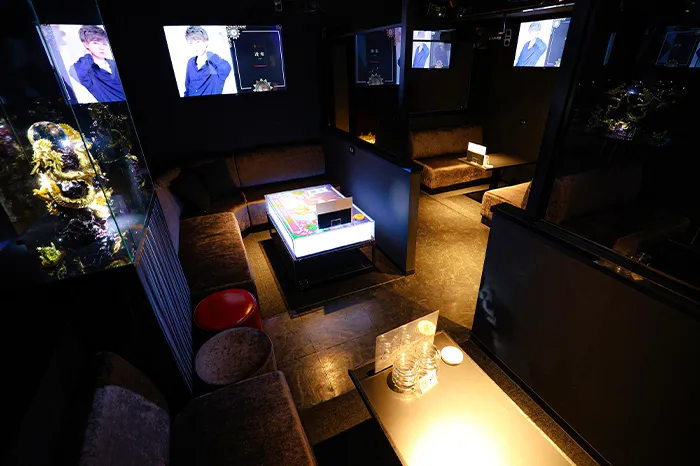 CLUB ZEPHYRの店内・ホスト写真_2