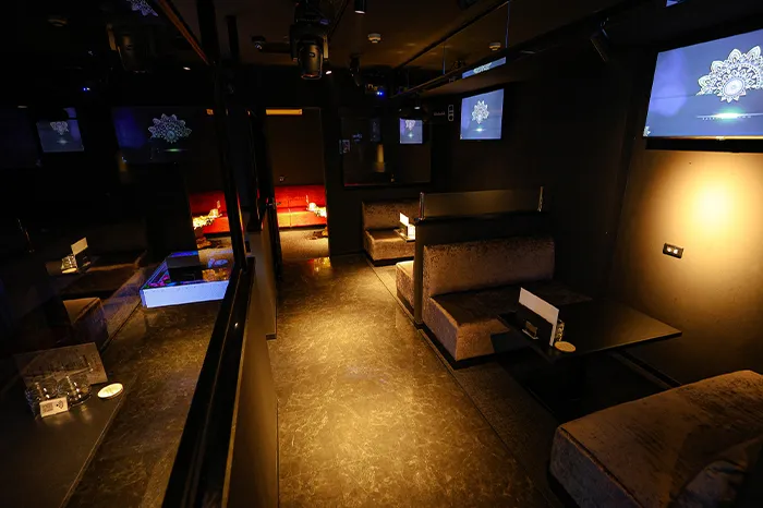 CLUB ZEPHYRの店内・ホスト写真_4