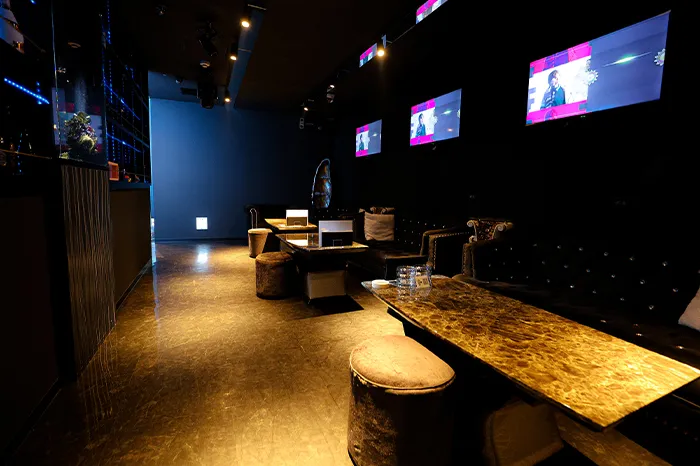 CLUB ZEPHYRの店内・ホスト写真_6