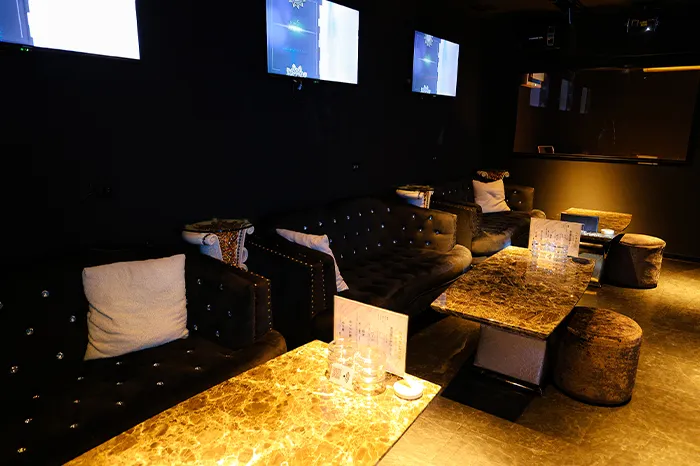 CLUB ZEPHYRの店内・ホスト写真_7