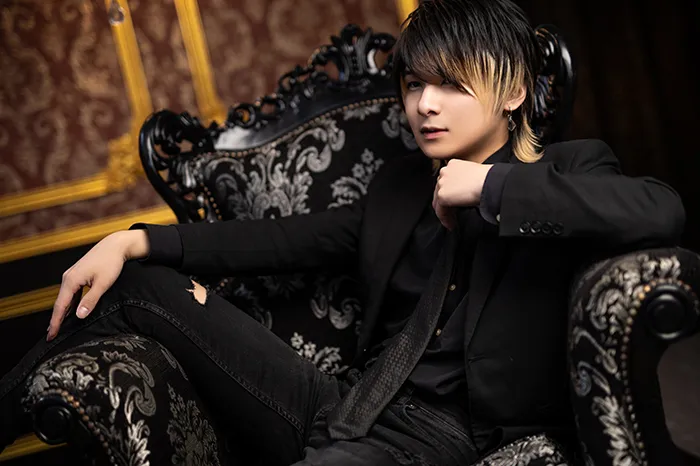 汐華 初流乃の写真 - ACQUA-Amber-のイケメンホスト